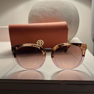 tory burch neutral sunglasses